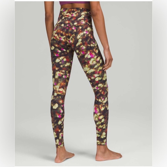 Lululemon Align High-Rise Pant 28" in Soft Focus Splatter Green Multi - Picture 2 of 9